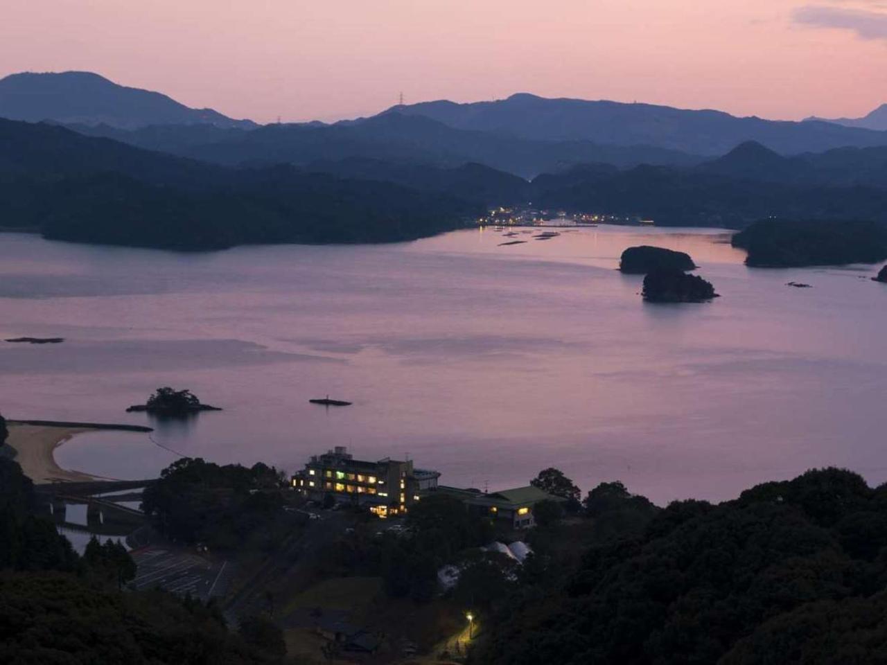 Kokuminshukusha Irohajima Hotel Karatsu Bagian luar foto