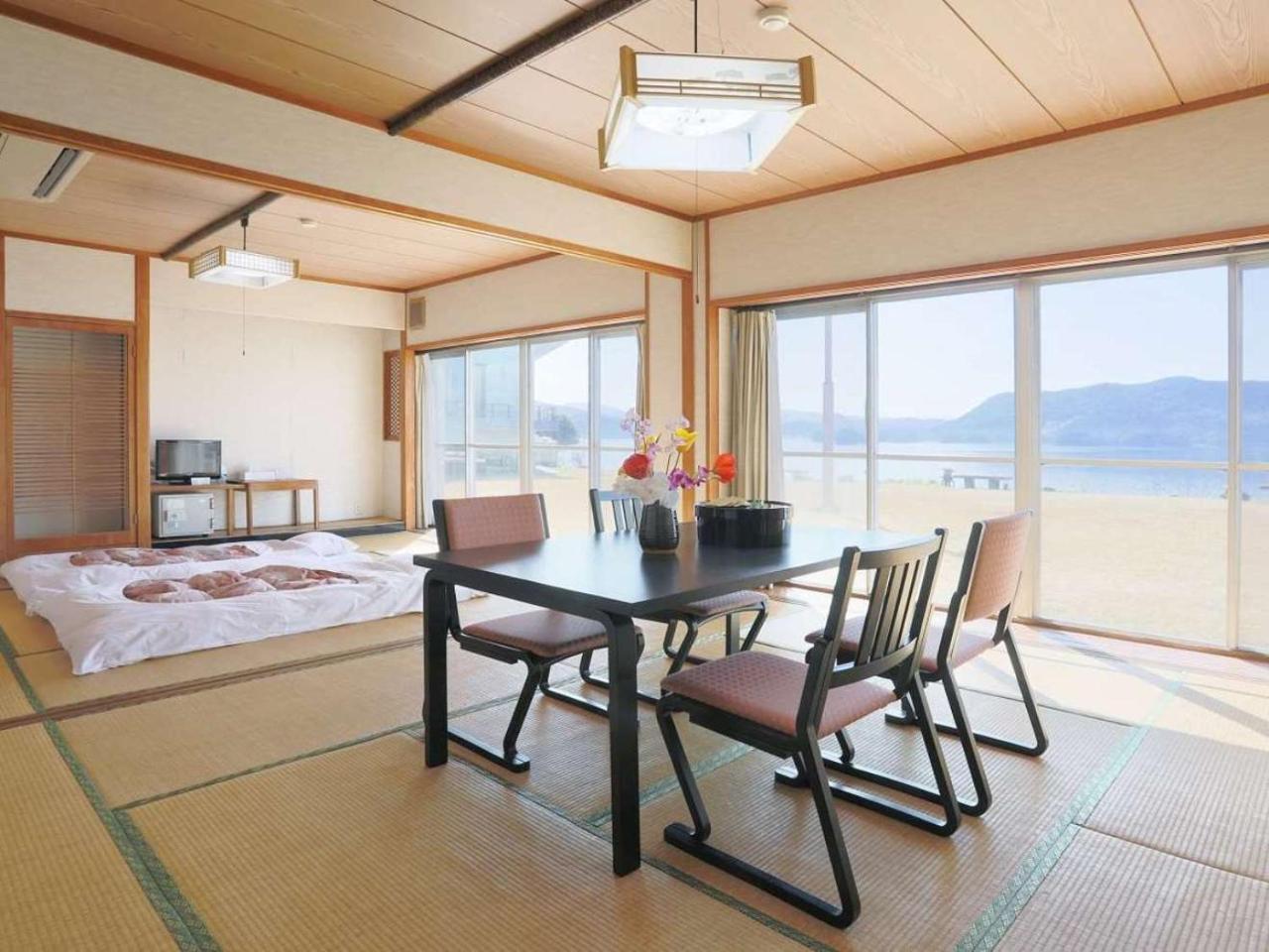 Kokuminshukusha Irohajima Hotel Karatsu Bagian luar foto